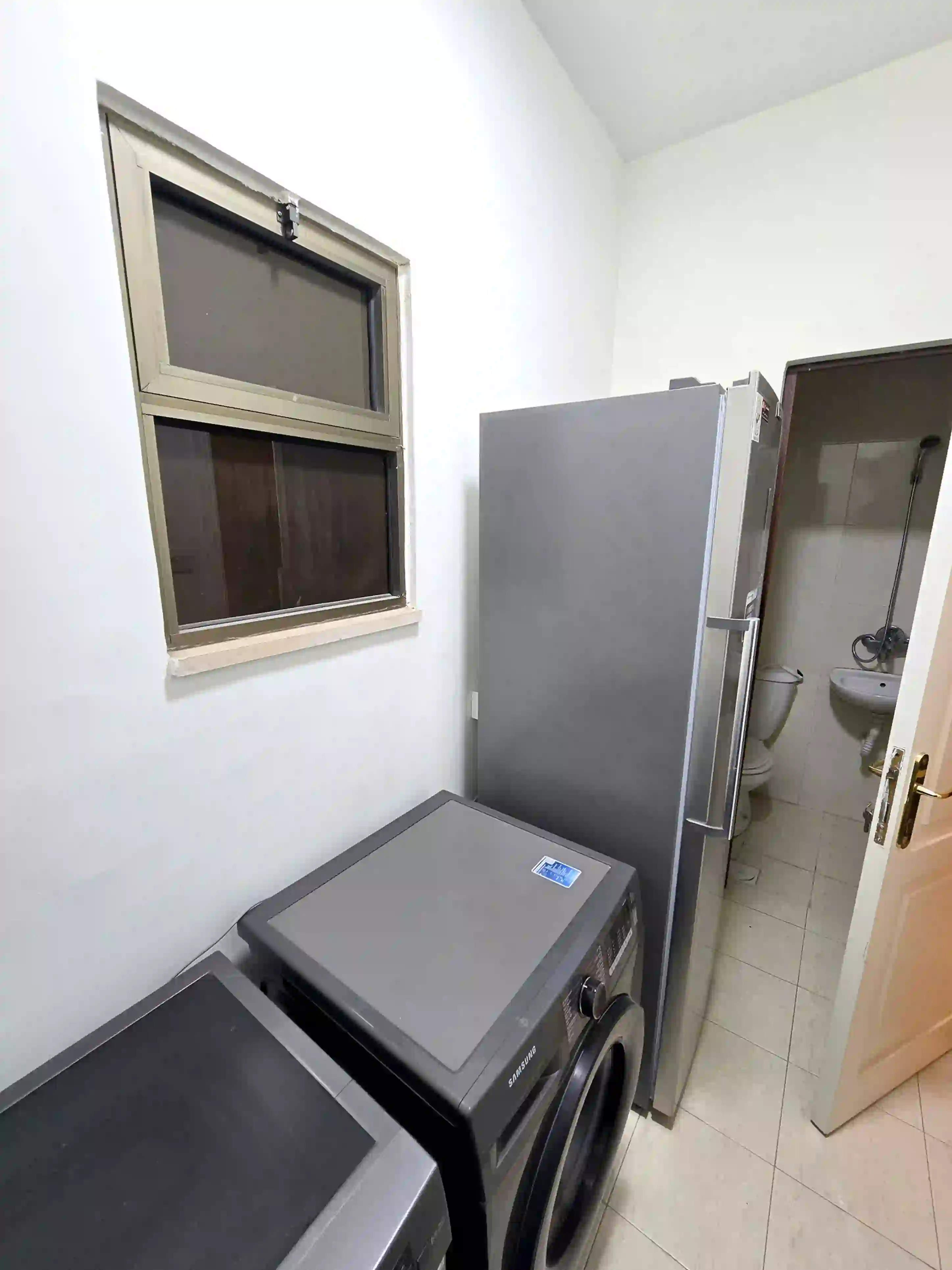 For rent Deir Ghbar Apartment - Image 15