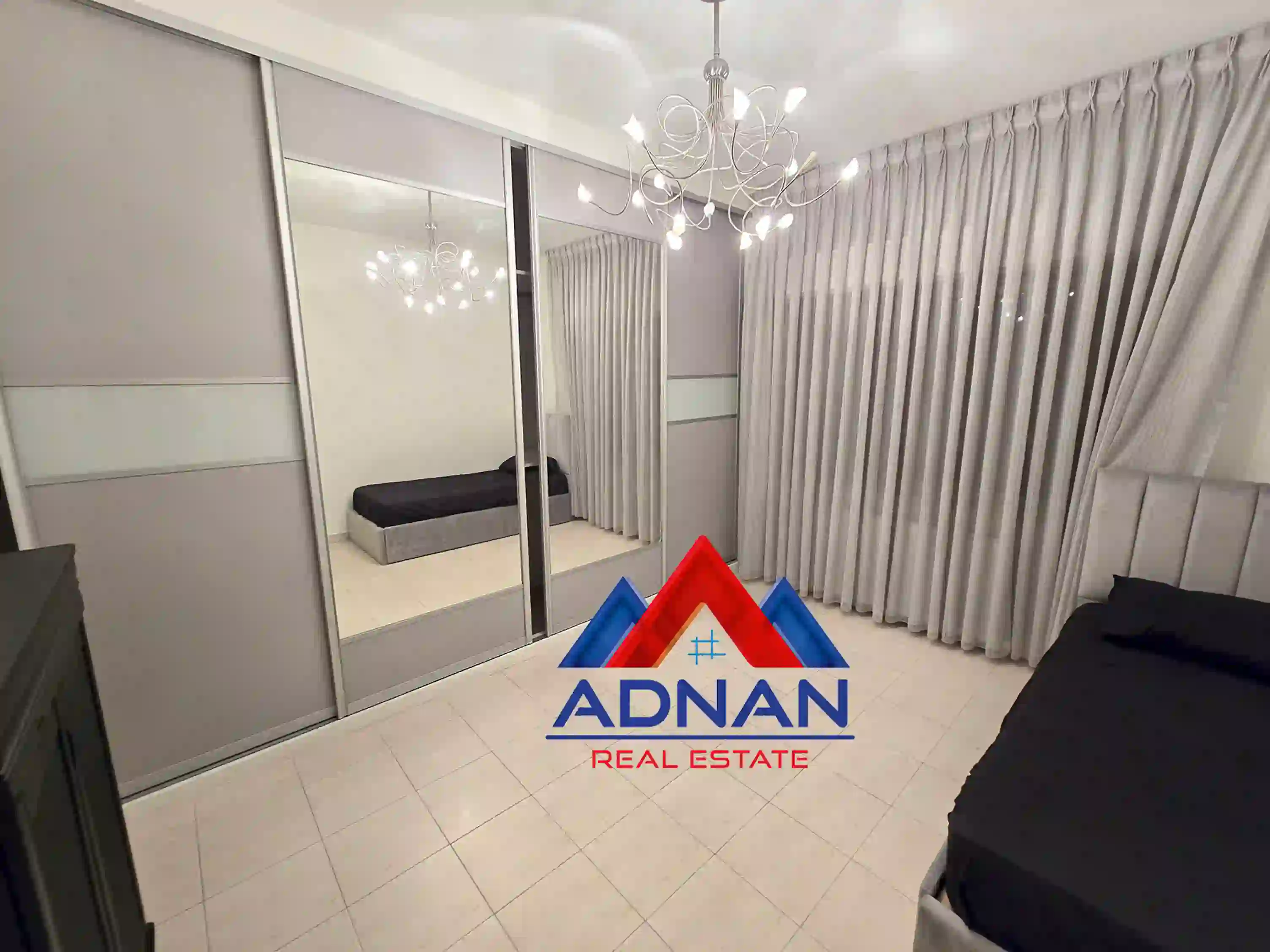 For rent Deir Ghbar Apartment - Image 8