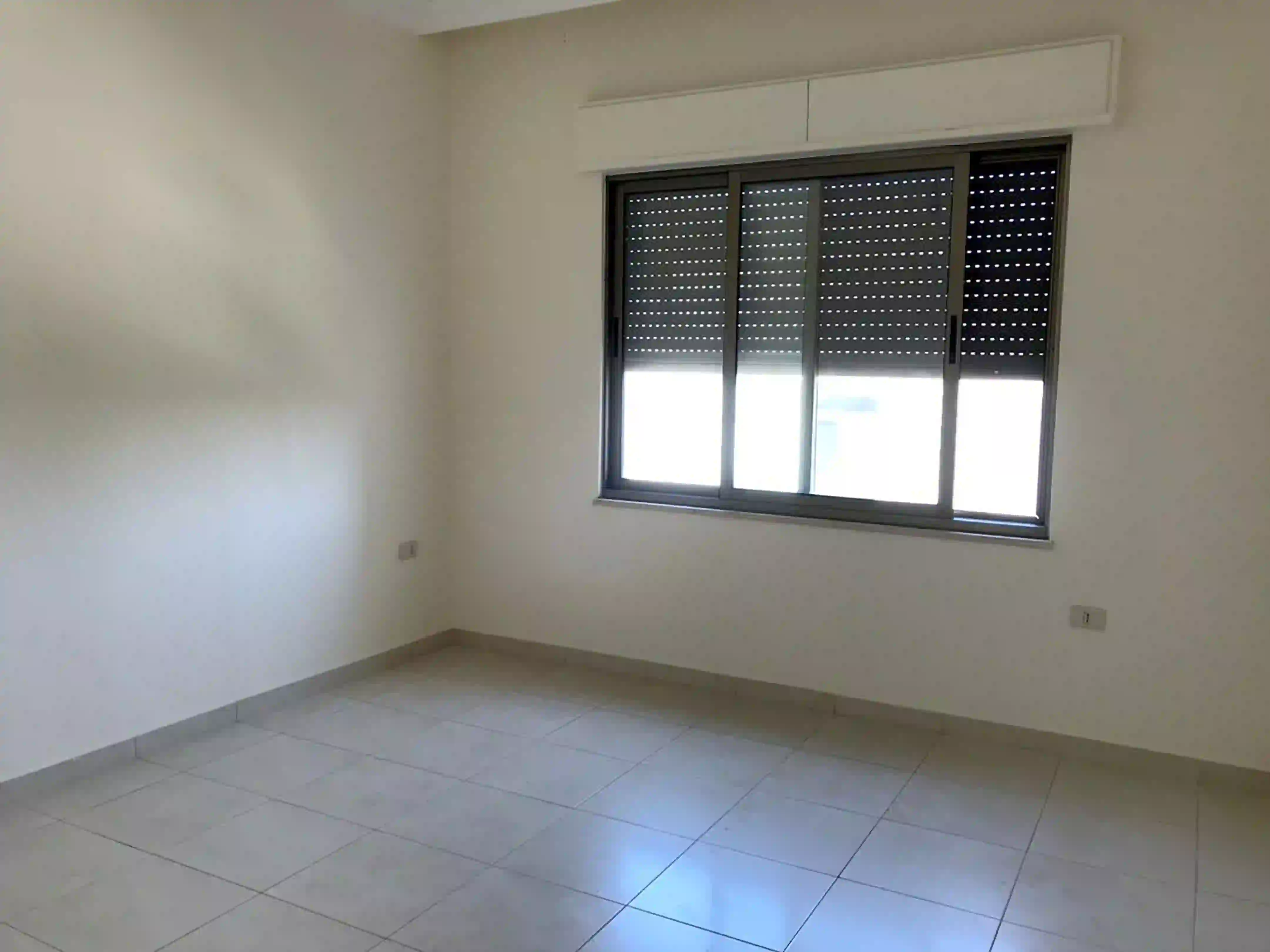 For rent Abdoun Apartment - Image 9