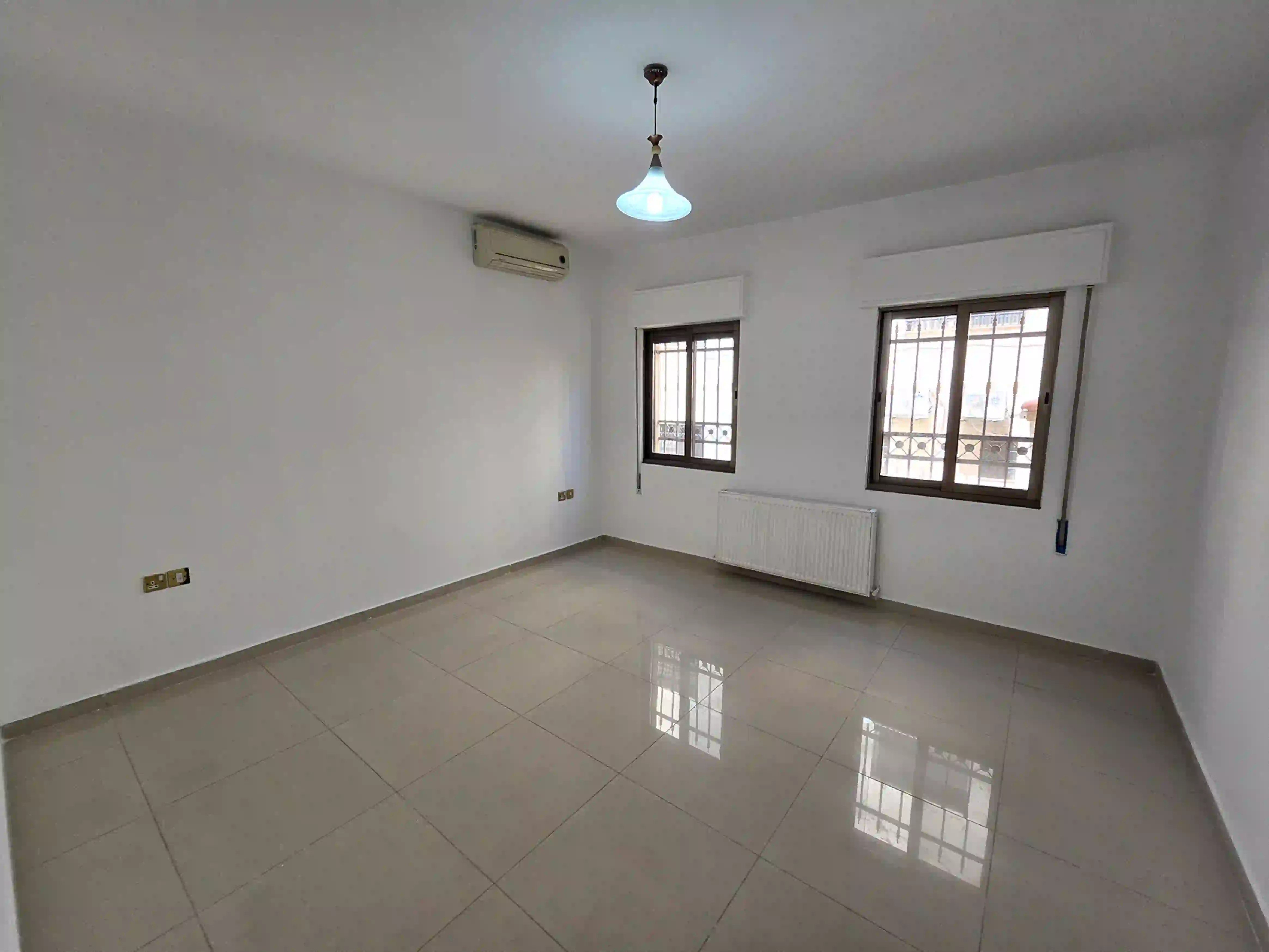 للايجار أم أذينة شقة - Image 8