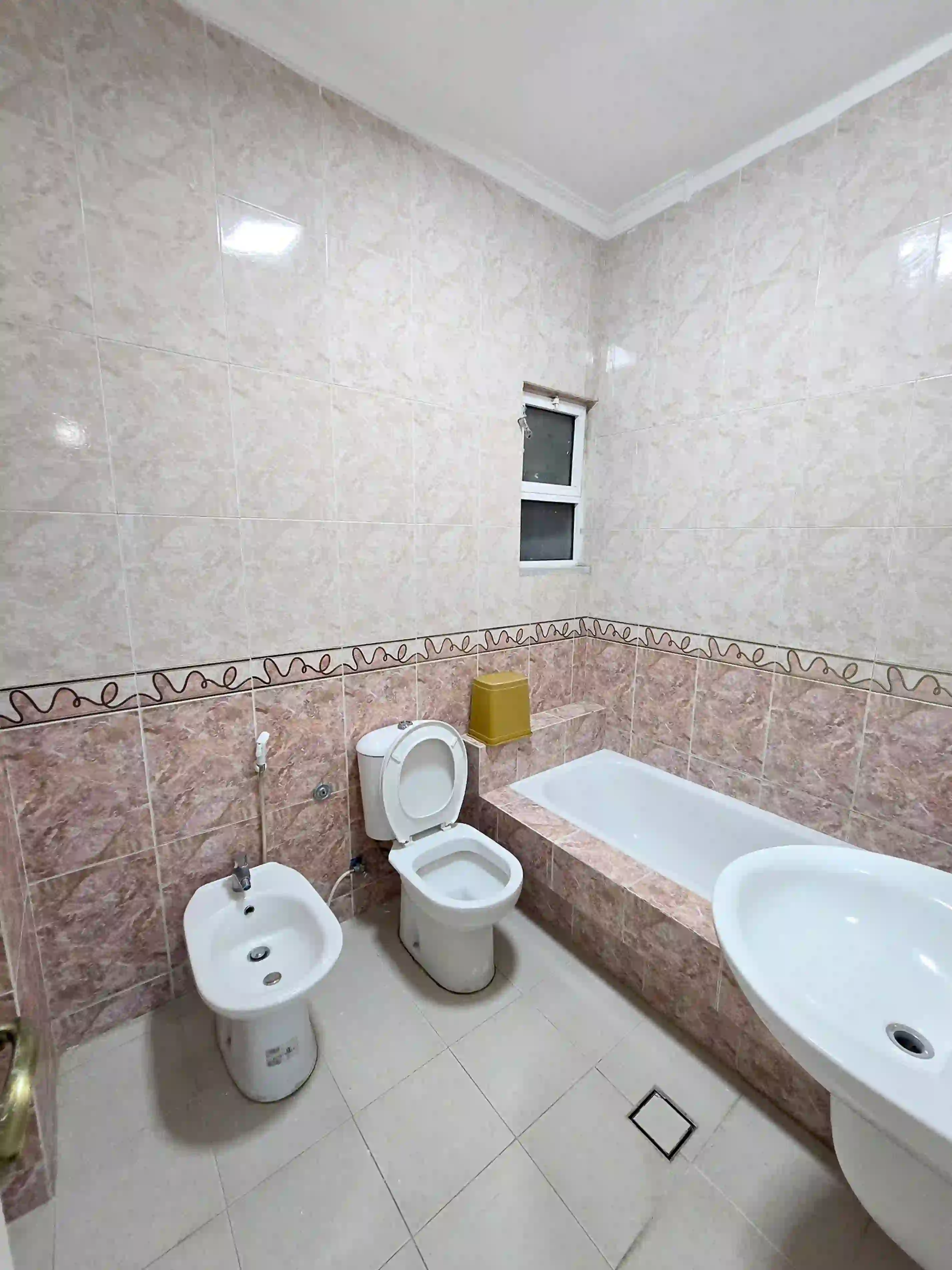 For sale Tla Al-Ali Apartment - Image 10