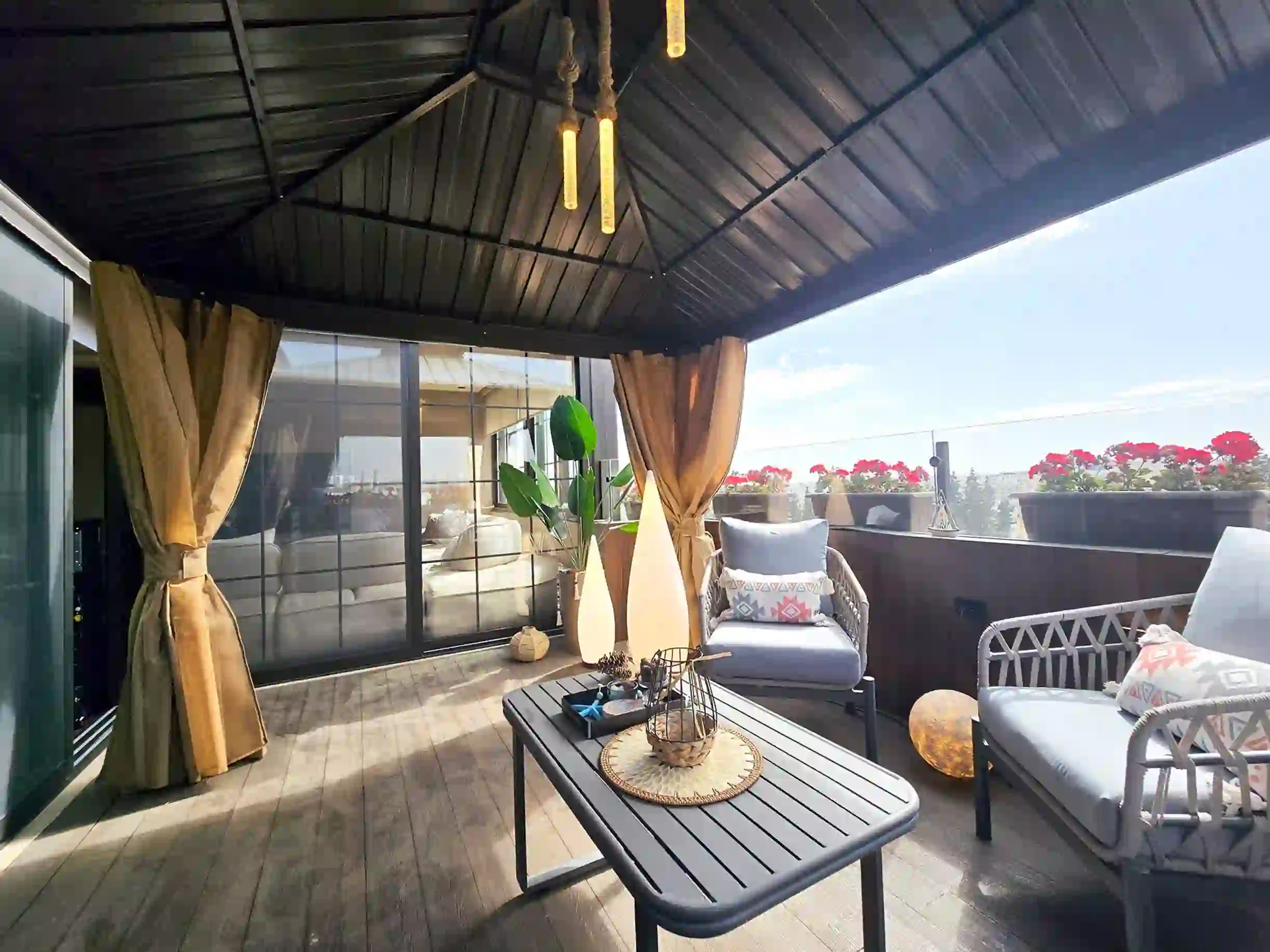 Al Sweifiyeh Luxury Brand New Furnished Roof Penthouse 1-Bedroom with Panoramic Terrace Monthly Rent 1,050 JD 2