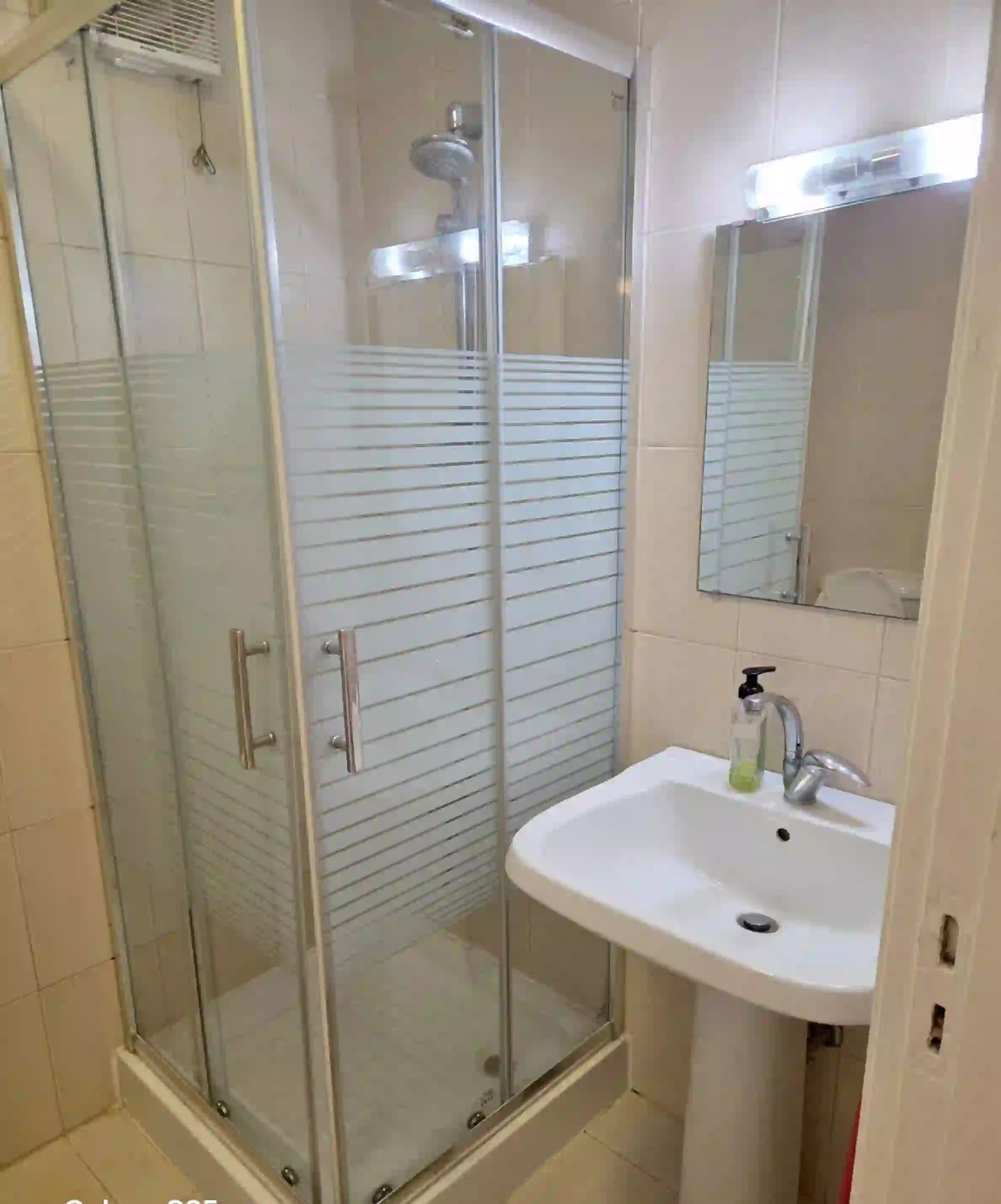 للايجار عبدون شقة - Image 6