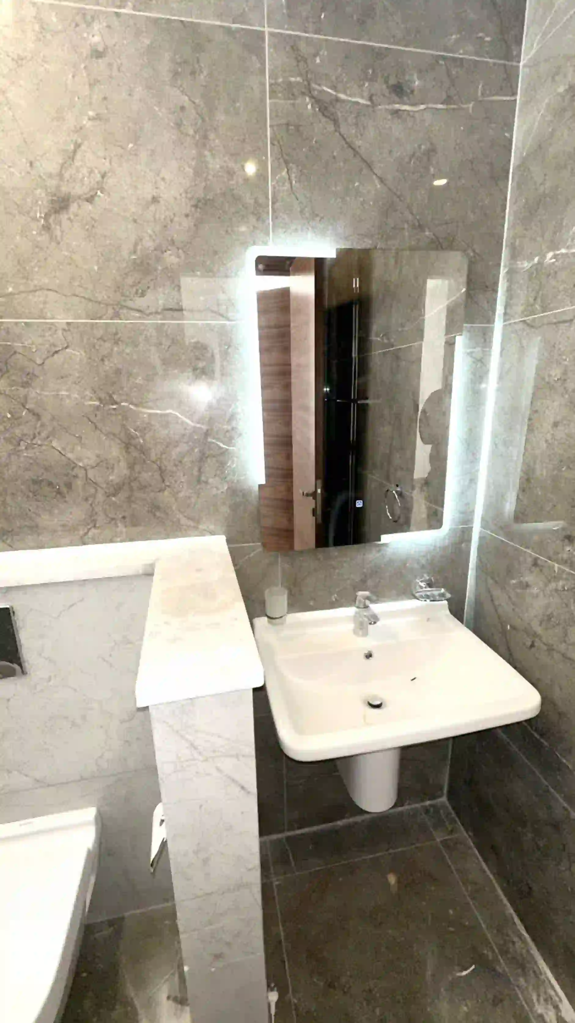 For rent Jabal Amman Apartment - Image 10